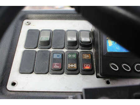 Terminaltraktor 2016  Terberg YT182 (30)