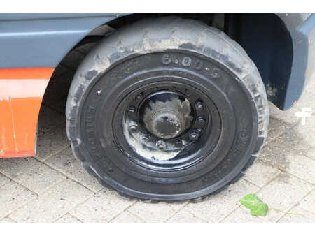 Carrelli elevatori diesel 1998  Toyota 62-6FDF25 (14)