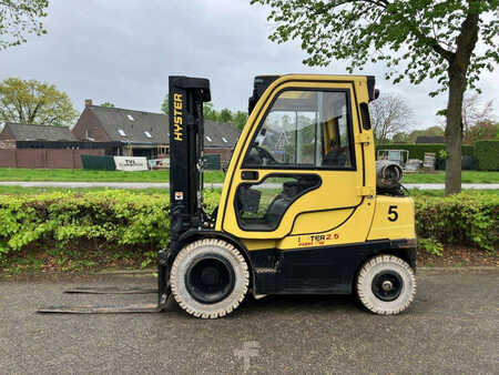 Empilhador a gás 2017  Hyster H2.5FT (2)