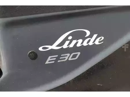 El truck - 4 hjulet 2020  Linde E30HL-01/600 (16)