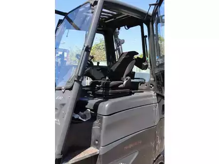 El truck - 4 hjulet 2020  Linde E30HL-01/600 (24)