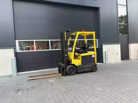 Elektro 4 Rad 2013  Hyster E2.5XN (1)