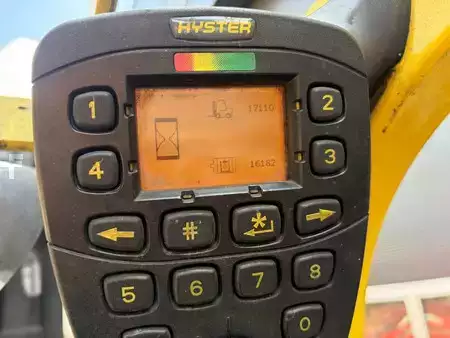 Elektro 4 Rad 2013  Hyster E2.5XN (14)