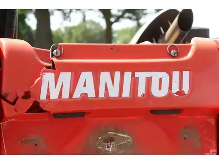 Empilhador telescópico-Fixo - Manitou  (17)