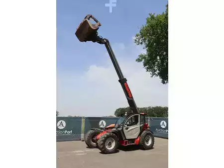 Empilhador telescópico-Fixo - Manitou  (35)