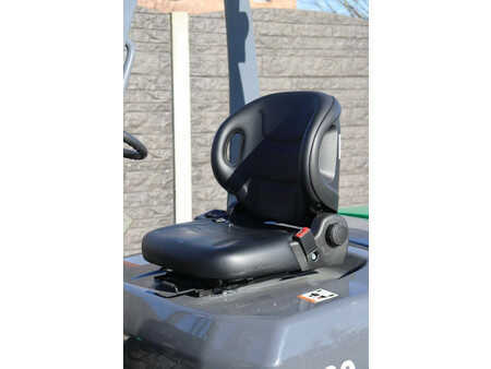 Empilhador diesel 2024  Yanmar FD30 (17)