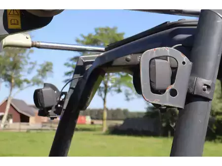 Gázüzemű targoncák 2018  Linde H25T-02 (13)