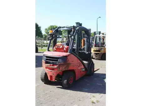Gázüzemű targoncák 2018  Linde H25T-02 (6)