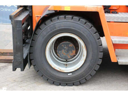 Containerhanterare 2001  Svetruck 1060-30 (16)