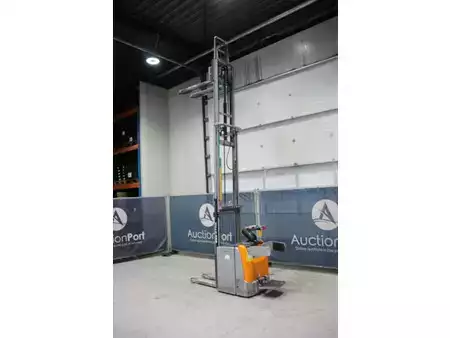 Magasemelésű béka - Still  (18)