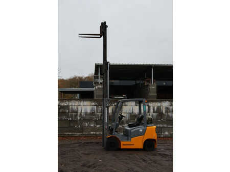 Gasoltruck 2016  Jungheinrich TFG 320 (39)