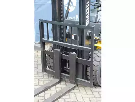 Dieselstapler 2025  LTMG FD40 (10)