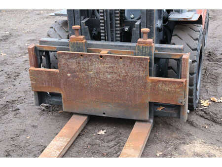 Gázüzemű targoncák 2016  Toyota 02-8FGJF35 (11)