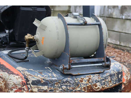 Gázüzemű targoncák 2016  Toyota 02-8FGJF35 (21)