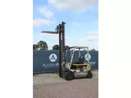 El truck - 4 hjulet 1995  Komatsu FB25H-1E (33)