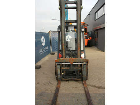 Dieselový VZV 2014  Fenwick H30D-02 (7)