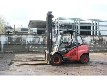 Carretilla elevadora diésel 2015  Linde H50D-02 (1)