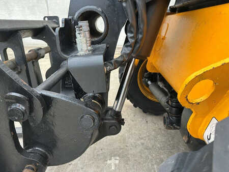 Telescopic forklift rigid 2018  JCB 520-40 (16)