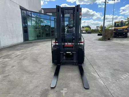 Diesel Forklifts 2025  Machpro MP-L38 (2)