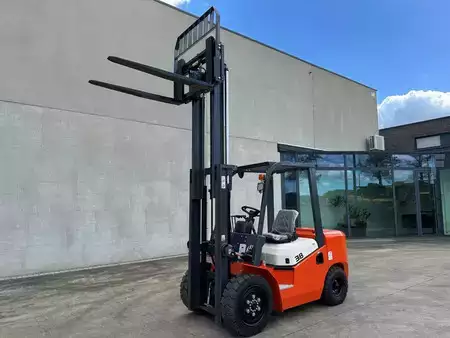 Diesel Forklifts 2025  Machpro MP-L38 (35)