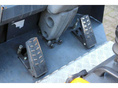 Gasoltruck 2014  Combilift 20S (23)