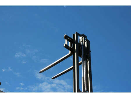 Gasoltruck 2014  Combilift 20S (32)