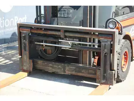 Diesel Forklifts 2003  Linde H60D-02 (10)