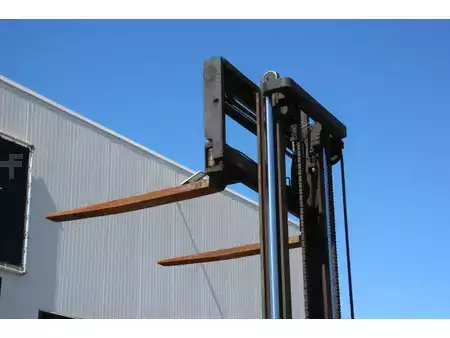 Diesel Forklifts 2003  Linde H60D-02 (31)