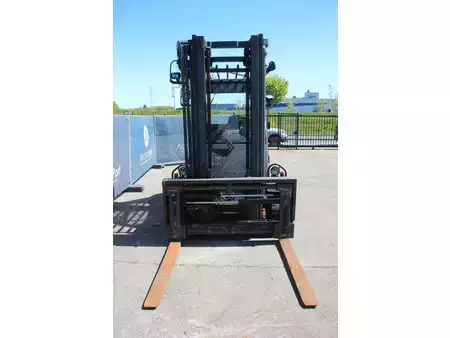 Diesel Forklifts 2003  Linde H60D-02 (7)