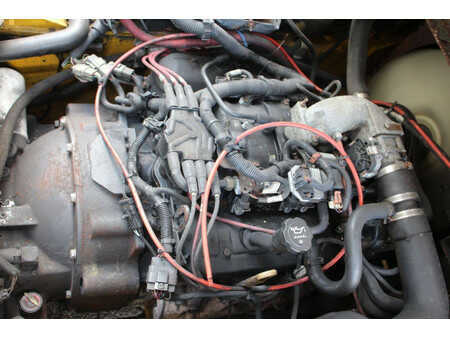 Carrelli elevatori GPL 2010  Yale GLC70VX (18)