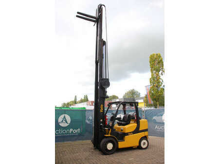 Carrelli elevatori GPL 2010  Yale GLC70VX (27)