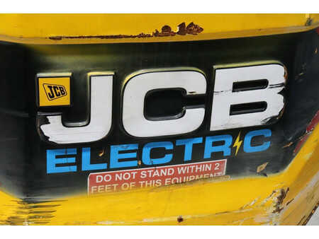 Carrelli elettrici 4 ruote 2019  JCB 30-19E (15)
