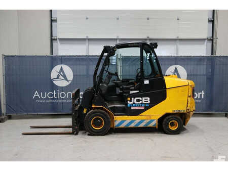 Carrelli elettrici 4 ruote 2019  JCB 30-19E (2)