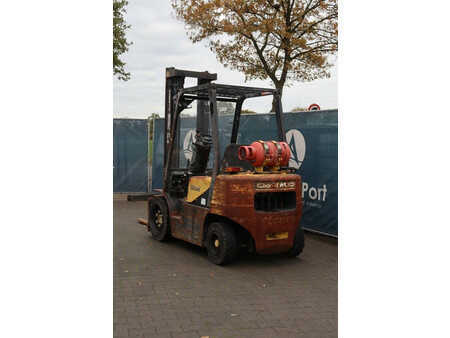 Carrelli elevatori GPL 2002  Daewoo G25E-5 (4)