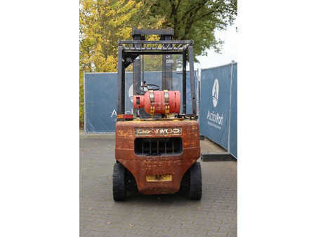 Carrelli elevatori GPL 2002  Daewoo G25E-5 (5)