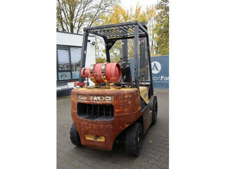 Carrelli elevatori GPL 2002  Daewoo G25E-5 (6)