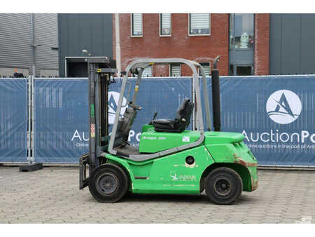 Carretilla elevadora diésel - Cesab Drago 350 (3)