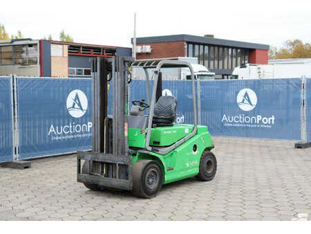 Carretilla elevadora diésel - Cesab Drago 350 (9)