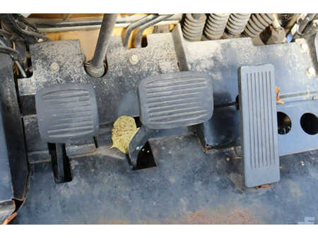 Carretilla elevadora GLP 2002  CAT Lift Trucks GC45K (22)