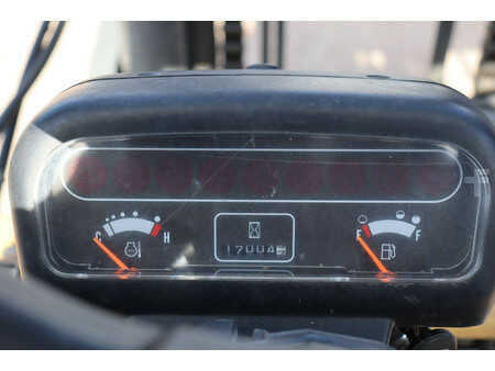 Carretilla elevadora GLP 2002  CAT Lift Trucks GC45K (25)