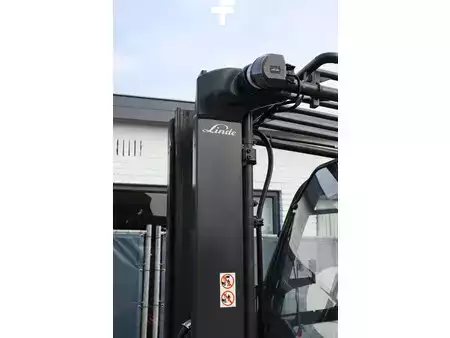 Nestekaasutrukki 2020  Linde H35T-01 (12)