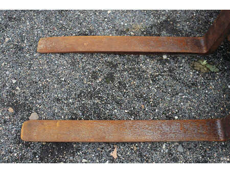 Chariots téléscopiques fixes - JCB  (11)