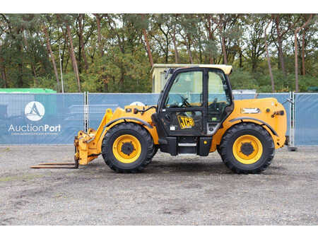 Chariots téléscopiques fixes - JCB  (2)