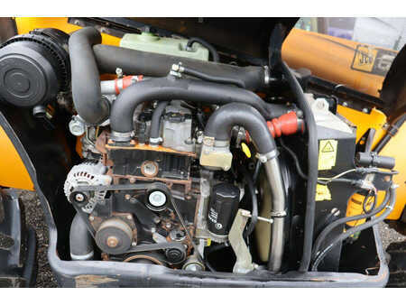 Chariots téléscopiques fixes - JCB  (22)
