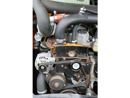 Chariots téléscopiques fixes - JCB  (23)