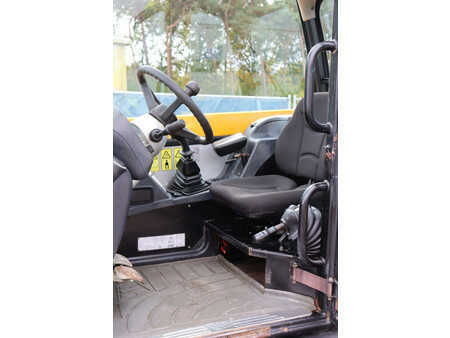 Chariots téléscopiques fixes - JCB  (24)