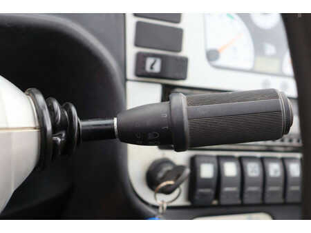 Chariots téléscopiques fixes - JCB  (33)