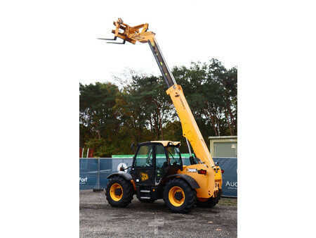 Chariots téléscopiques fixes - JCB  (40)