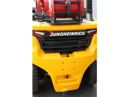 Nestekaasutrukki 2021  Jungheinrich TFG 425s (17)