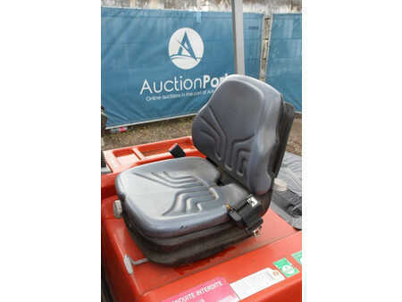 El truck - 4 hjulet 2003  BT CBE 2.5 AC (24)